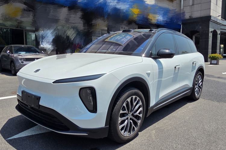 Used Nio ES6 2024 75 kWh Exterior 3