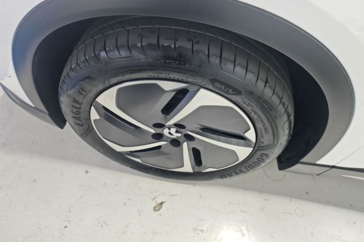 Used Nio ES6 2024 75 kWh Exterior 4