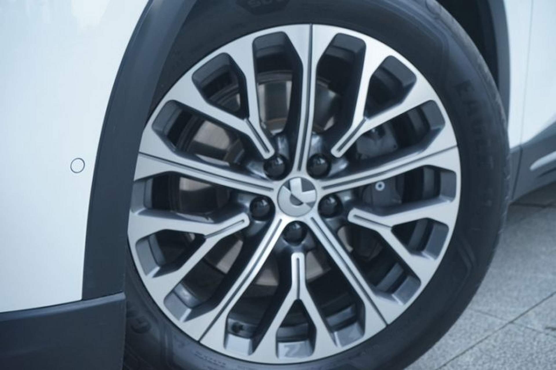 Used Nio ES6 2024 75 kWh Exterior 4
