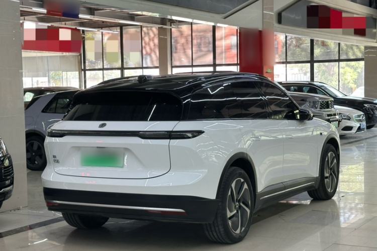Used Nio ES6 2024 75 kWh Exterior 4