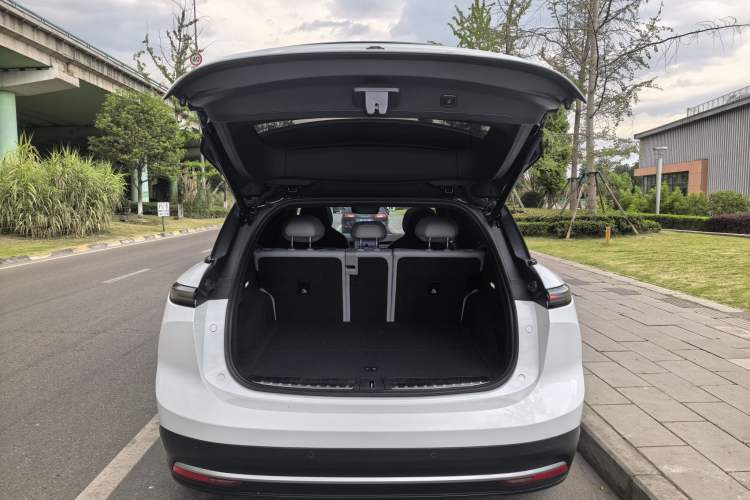 Used Nio ES6 2024 75 kWh Exterior 5