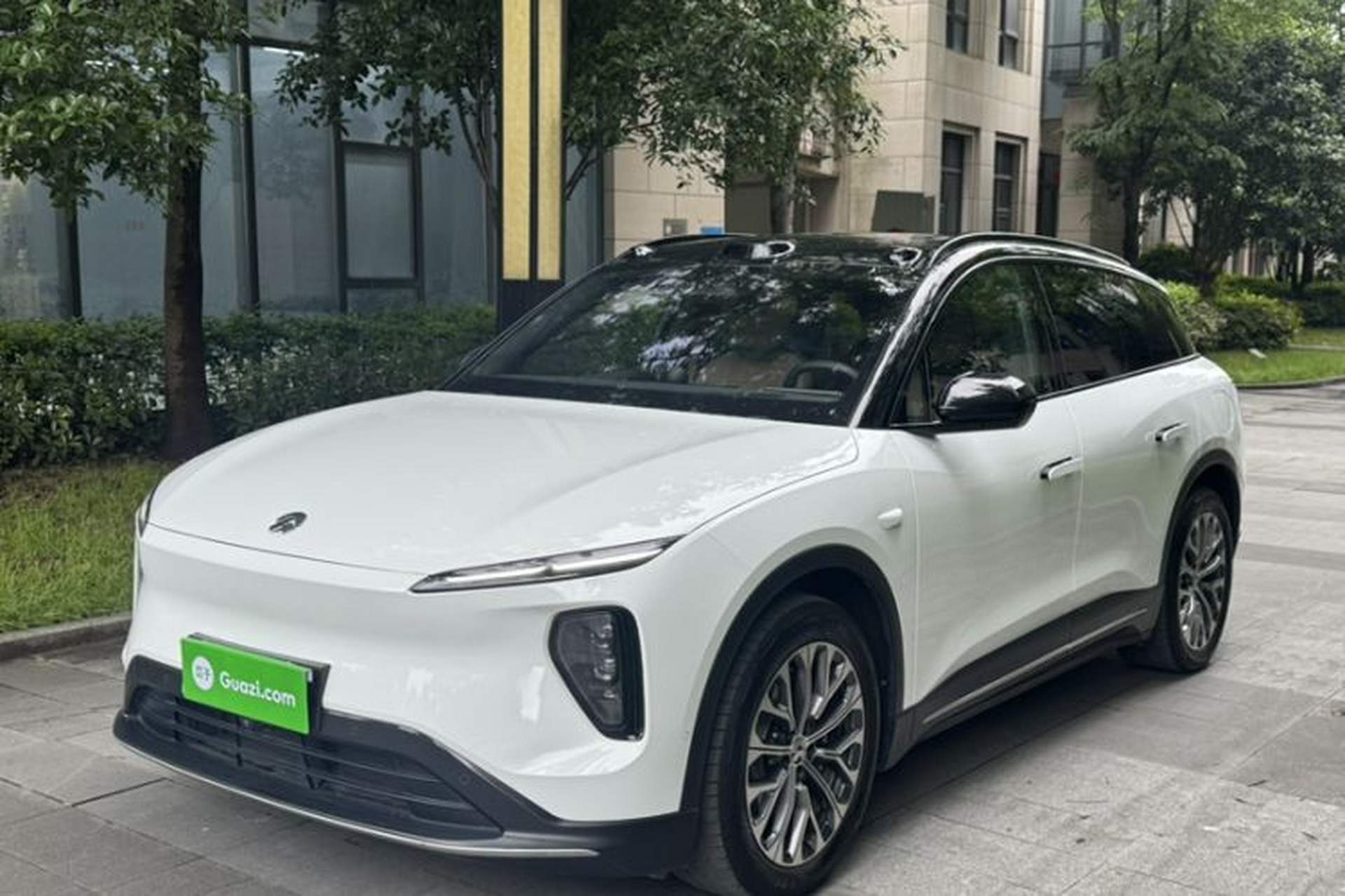 Used Nio ES6 2024 75 kWh Exterior 5