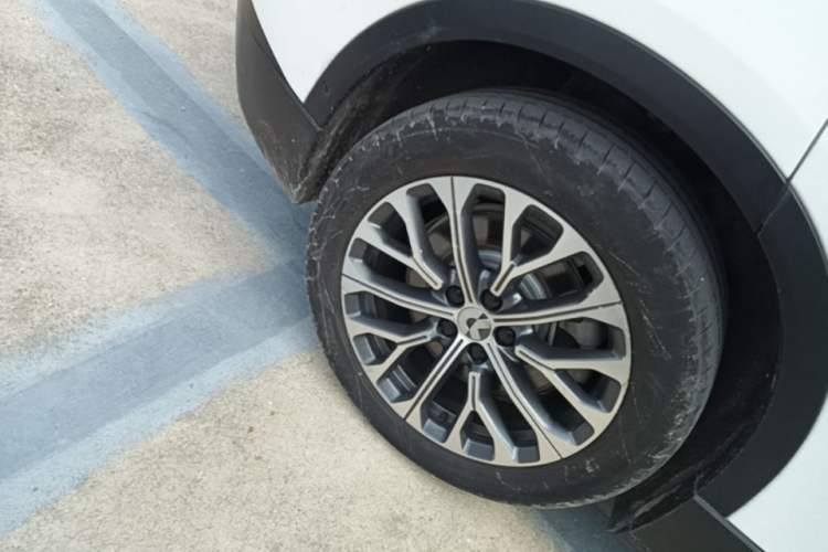 Used Nio ES6 2024 75 kWh Exterior 5