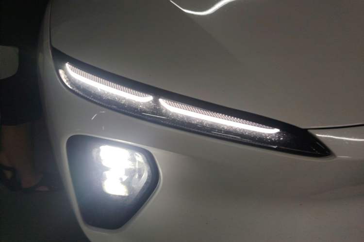 Used Nio ES6 2024 75 kWh Exterior 6