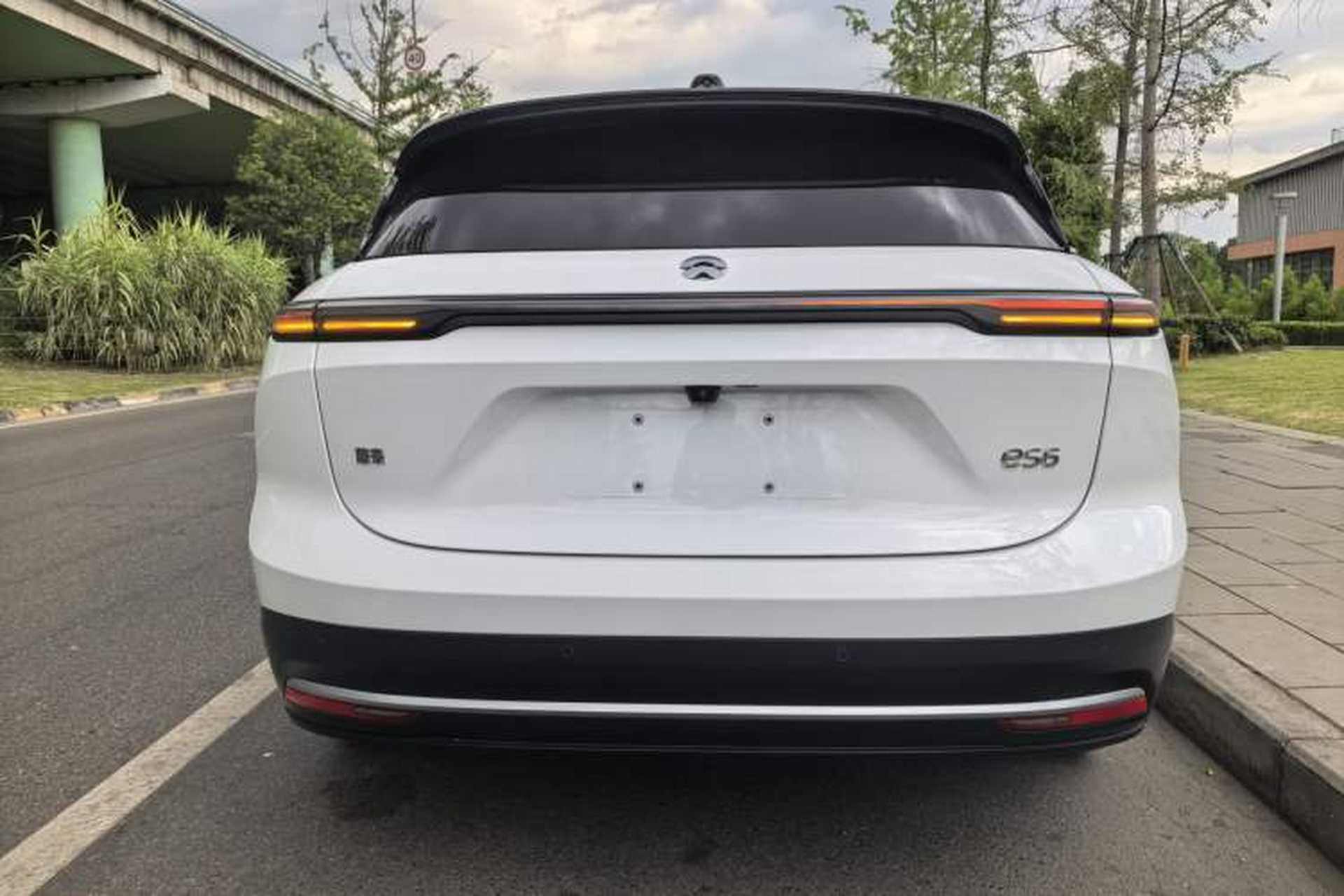 Used Nio ES6 2024 75 kWh Exterior 6