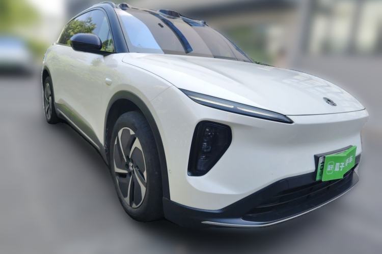 Used Nio ES6 2024 75 kWh Front Right 45 Deg