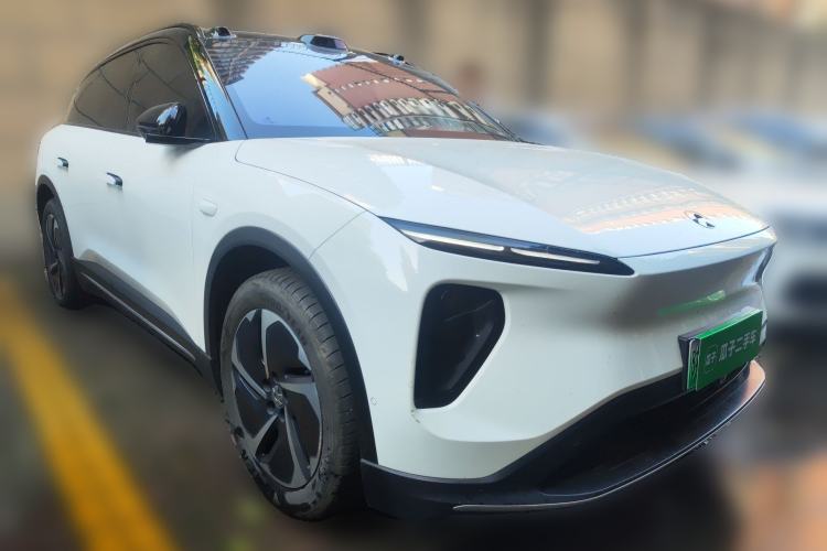 Used Nio ES6 2024 75 kWh Front Right 45 Deg