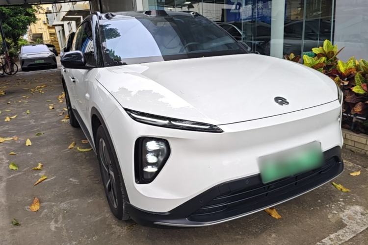 Used Nio ES6 2024 100kWh Front Right 45 Deg