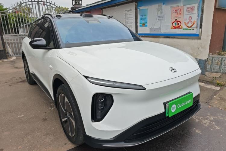 Used Nio ES6 2024 75 kWh Front Right 45 Deg