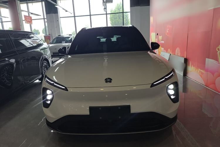 Used Nio ES6 2024 75 kWh Front