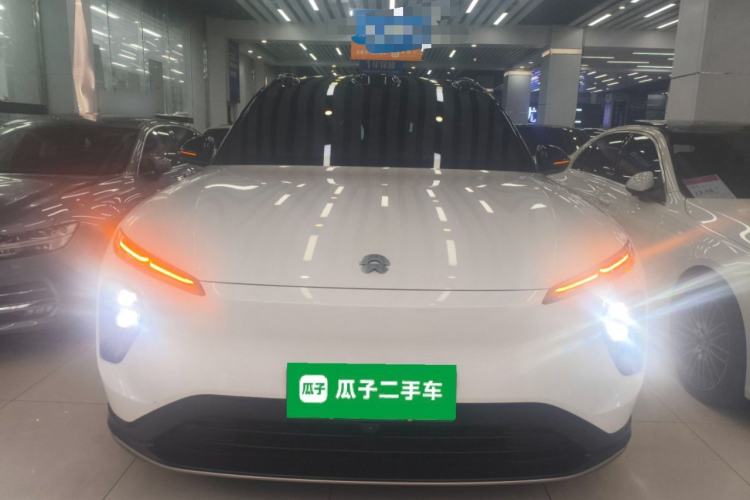 Used Nio ES6 2024 75 kWh Front