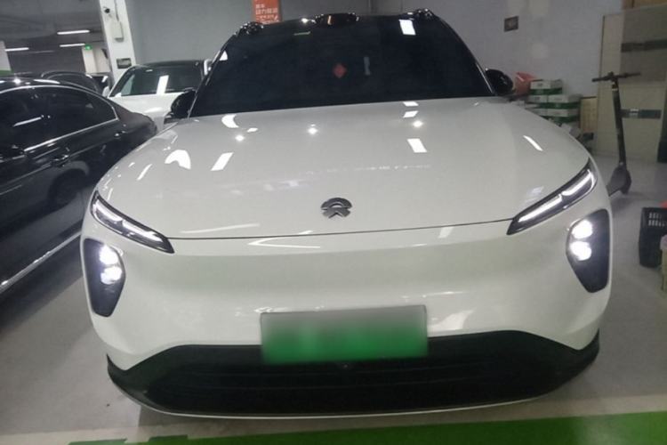 Used Nio ES6 2024 75 kWh Front
