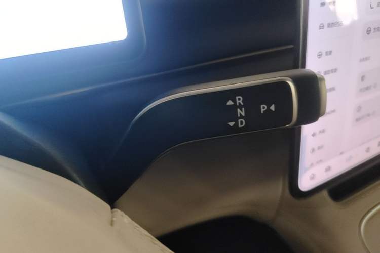 Used Nio ES6 2024 75 kWh Gear Lever