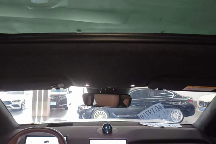 Used Nio ES6 2024 75 kWh Headliner