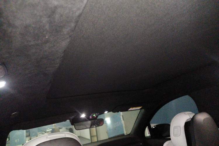 Used Nio ES6 2024 75 kWh Headliner