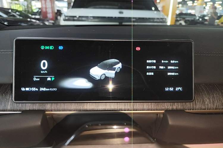 Used Nio ES6 2024 75 kWh Instrument Cluster