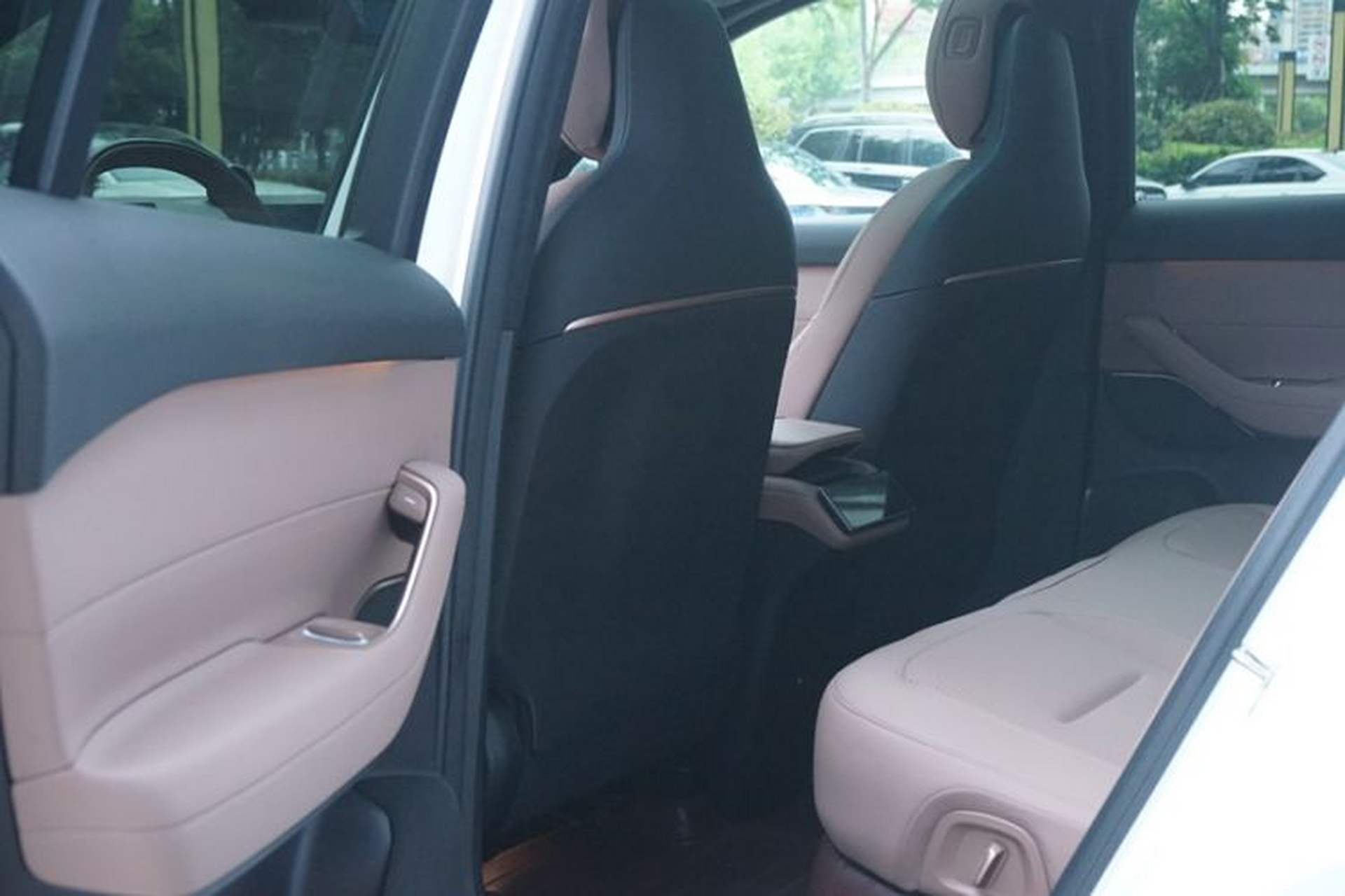 Used Nio ES6 2024 75 kWh Interior 3