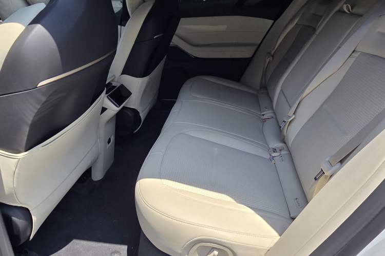 Used Nio ES6 2024 75 kWh Interior 3