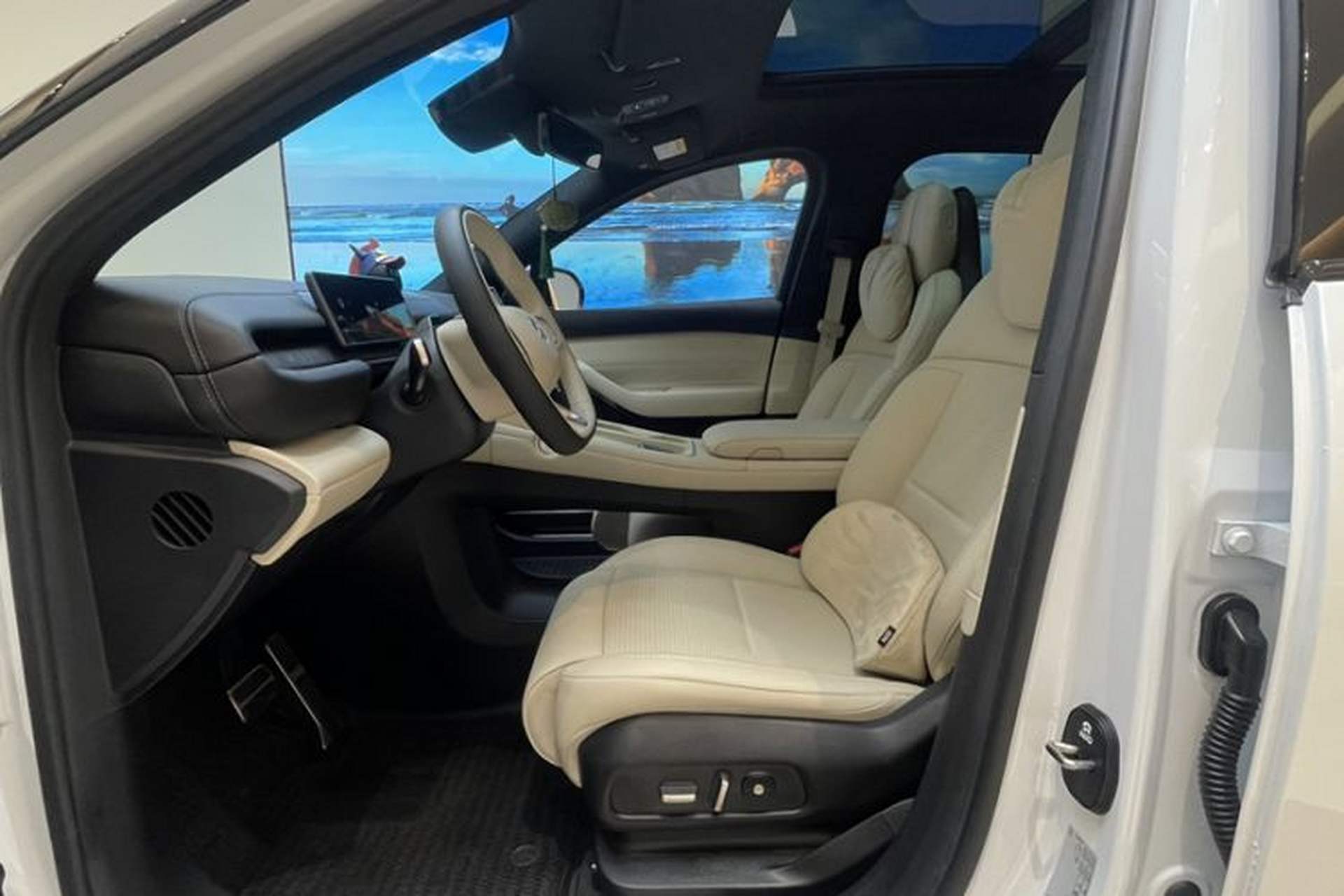 Used Nio ES6 2024 75 kWh Interior 4