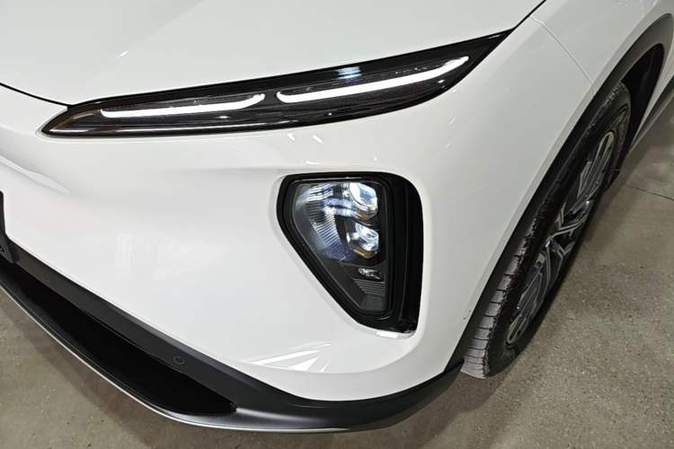 Used Nio ES6 2024 75 kWh Left Front Headlight