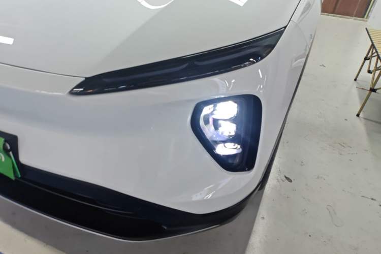 Used Nio ES6 2024 75 kWh Left Front Headlight