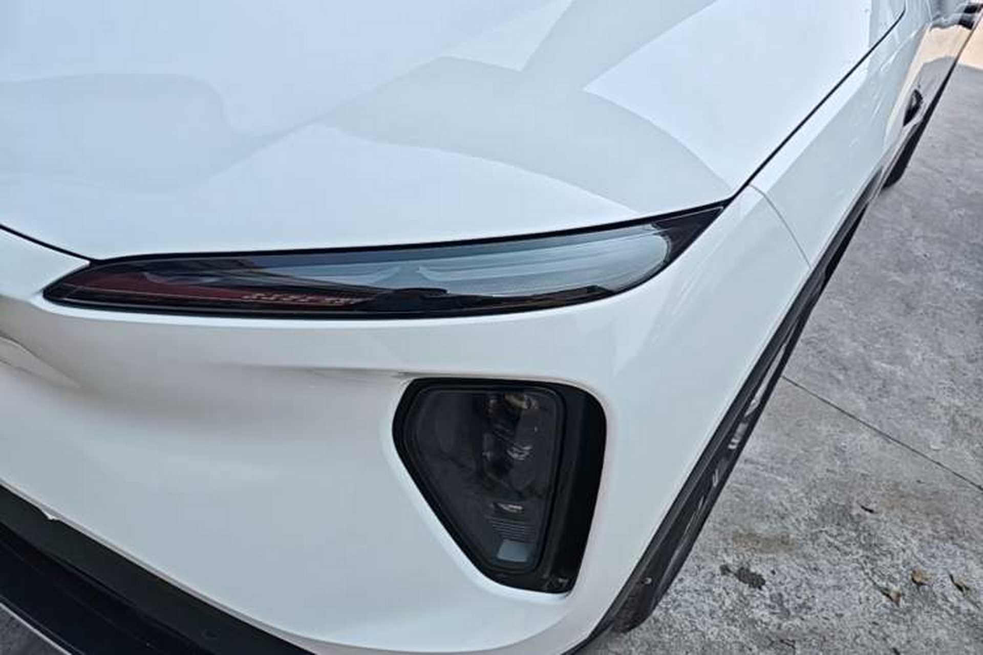 Used Nio ES6 2024 75 kWh Left Front Headlight