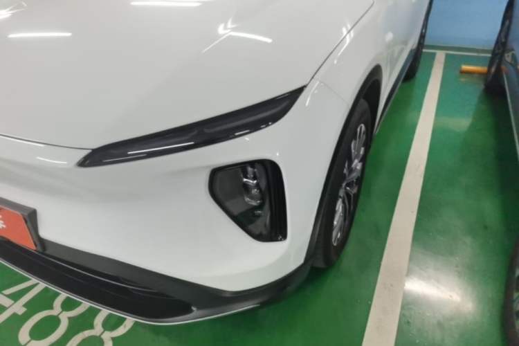Used Nio ES6 2024 75 kWh Left Front Headlight