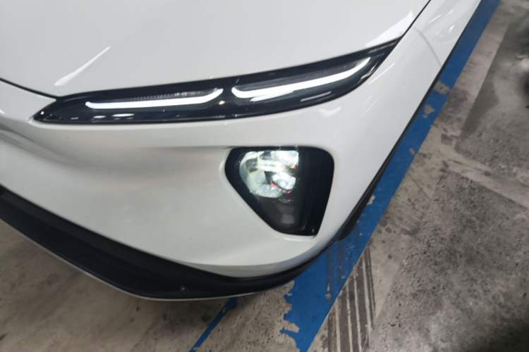 Used Nio ES6 2024 75 kWh Left Front Headlight