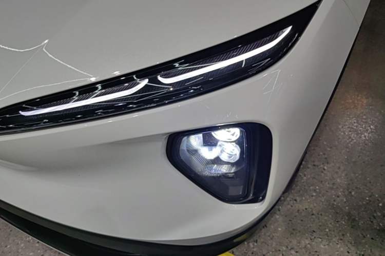 Used Nio ES6 2024 100kWh Left Front Headlight