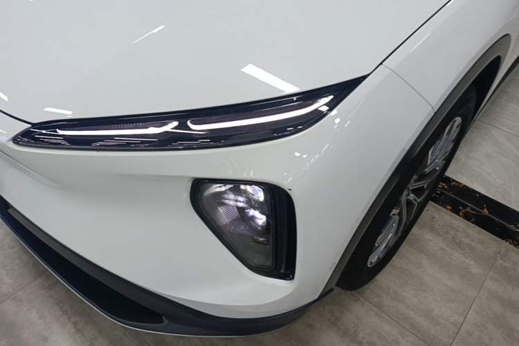 Used Nio ES6 2024 75 kWh Left Front Headlight