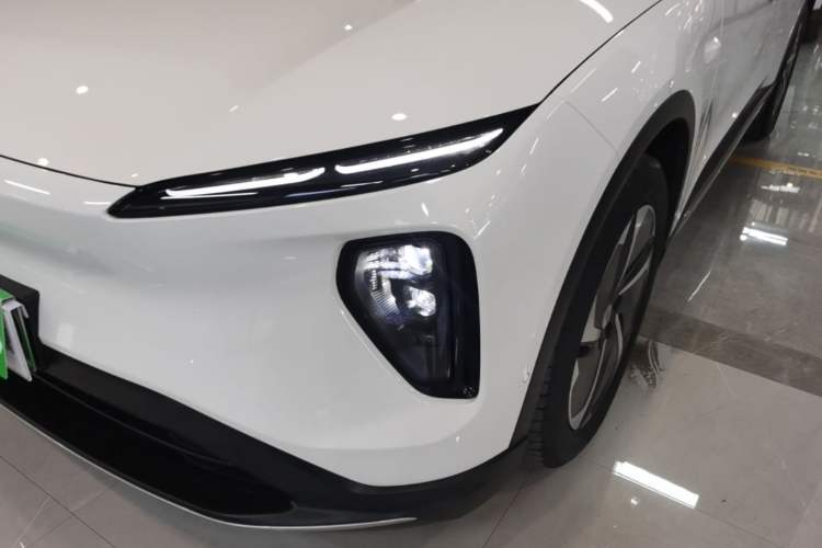 Used Nio ES6 2024 75 kWh Left Front Headlight