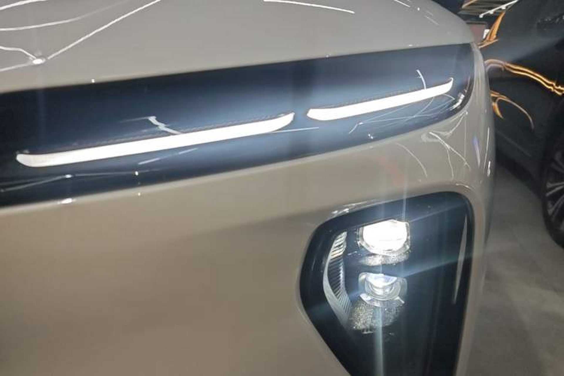 Used Nio ES6 2024 75 kWh Left Front Headlight
