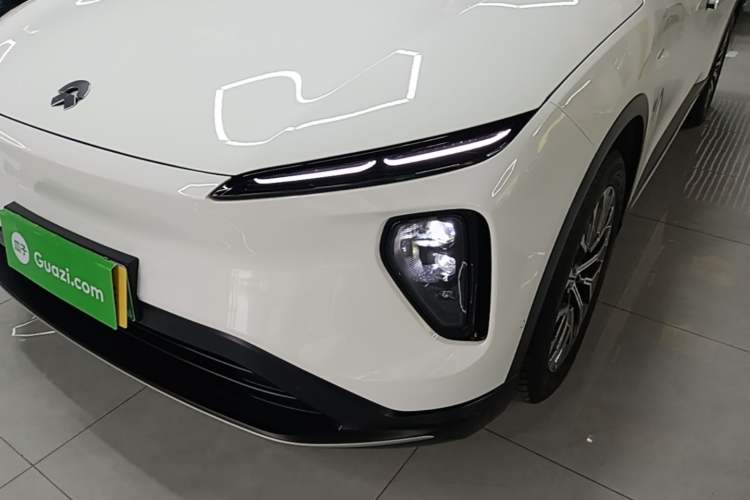 Used Nio ES6 2024 75 kWh Left Front Headlight