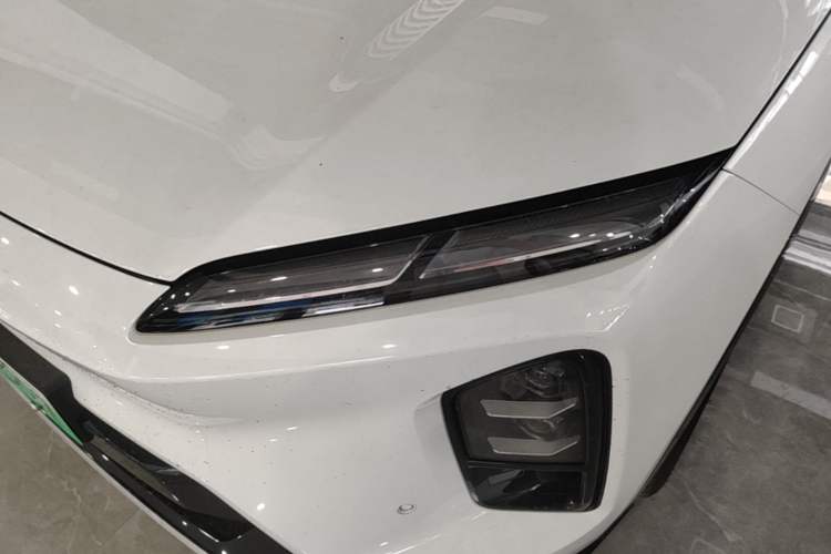 Used Nio ES6 2024 75 kWh Left Front Headlight