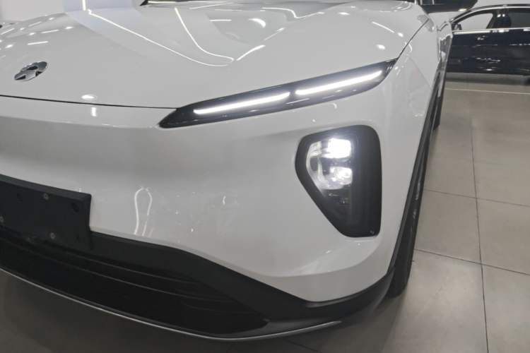 Used Nio ES6 2024 75 kWh Left Front Headlight