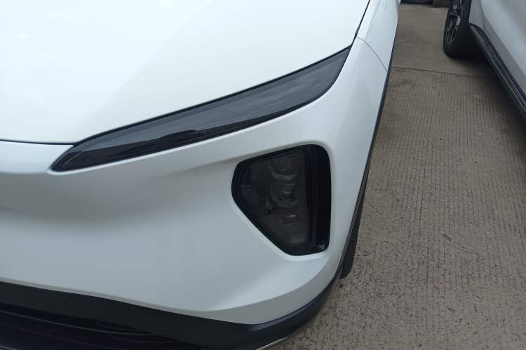 Used Nio ES6 2024 75 kWh Left Front Headlight