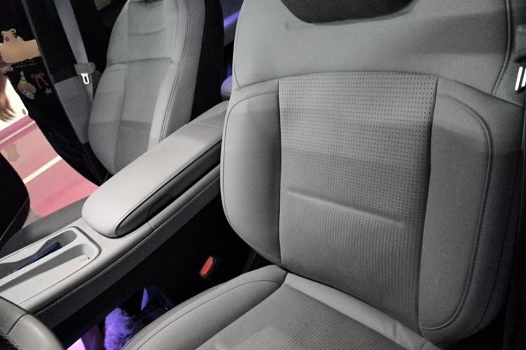 Used Nio ES6 2024 75 kWh Left Front Seat
