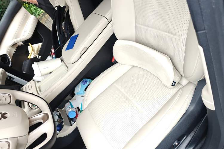 Used Nio ES6 2024 75 kWh Left Front Seat