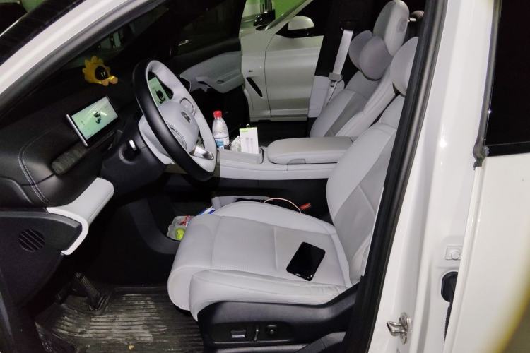 Used Nio ES6 2024 75 kWh Left Front Seat