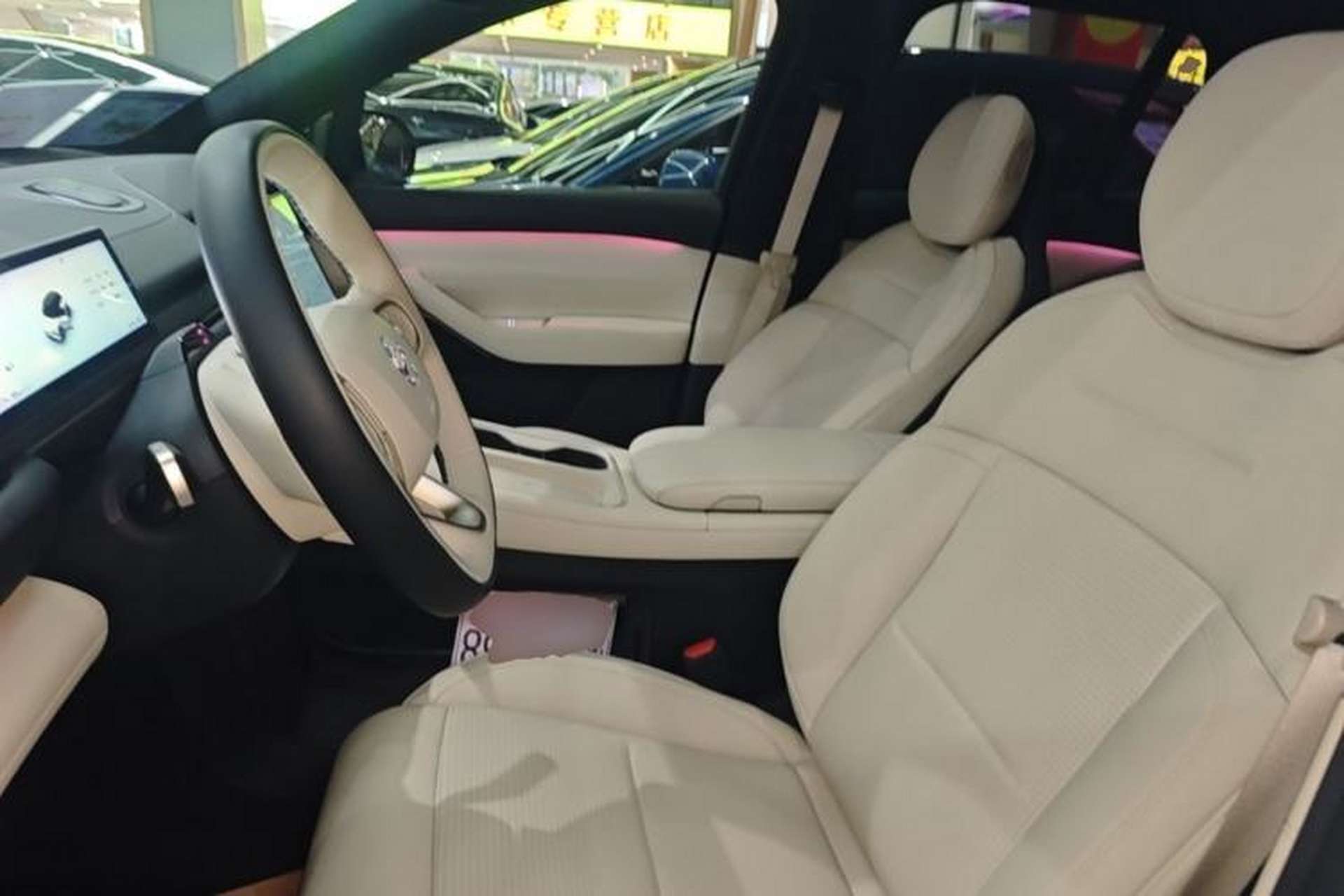 Used Nio ES6 2024 75 kWh Left Front Seat