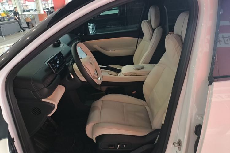 Used Nio ES6 2024 75 kWh Left Front Seat