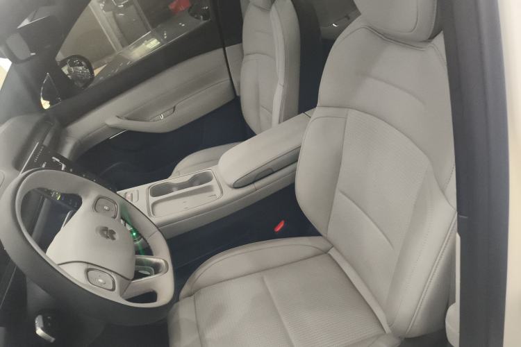 Used Nio ES6 2024 75 kWh Left Front Seat