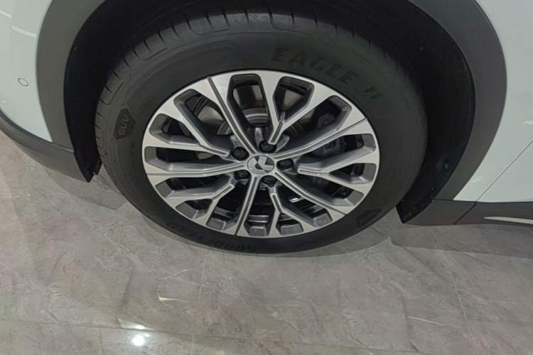 Used Nio ES6 2024 75 kWh Left Front Wheel Hub