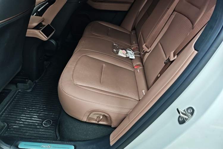 Used Nio ES6 2024 75 kWh Left Rear Seat