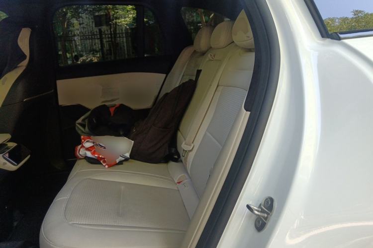 Used Nio ES6 2024 75 kWh Left Rear Seat