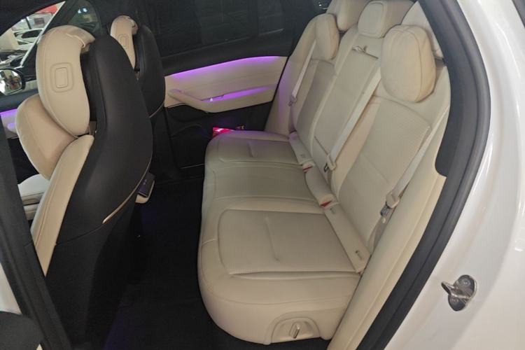 Used Nio ES6 2024 75 kWh Left Rear Seat