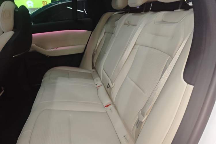 Used Nio ES6 2024 75 kWh Left Rear Seat