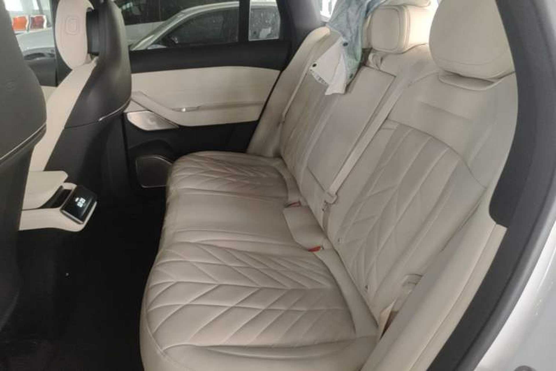 Used Nio ES6 2024 75 kWh Left Rear Seat