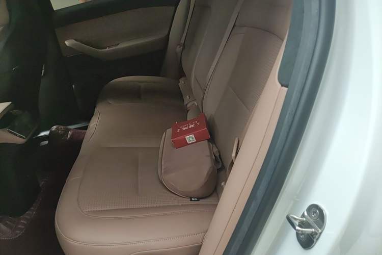 Used Nio ES6 2024 75 kWh Left Rear Seat