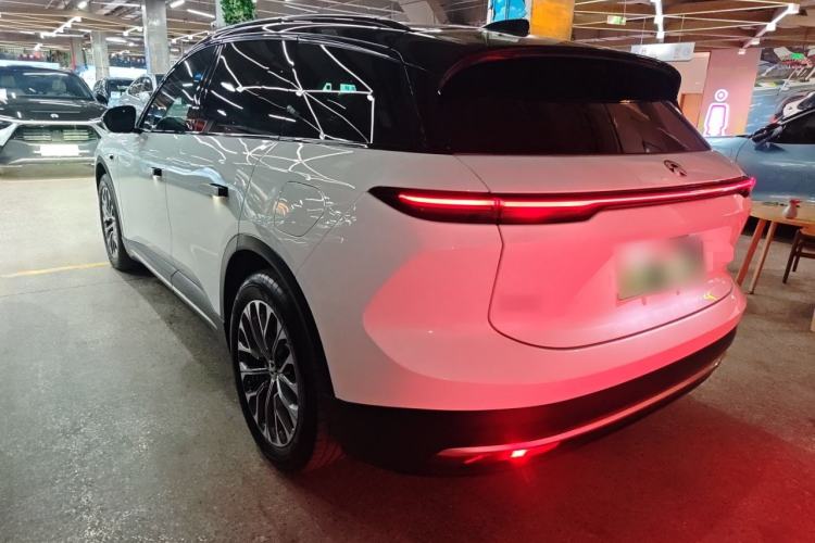 Used Nio ES6 2024 75 kWh Left Side